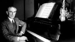 Maurice Ravel (1875-1937)